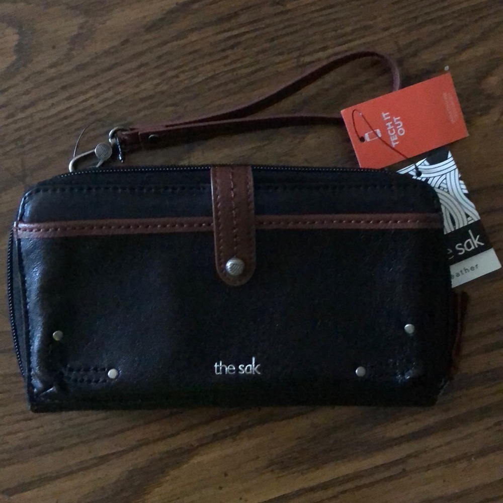 The Sak smartphone crossbody wallet